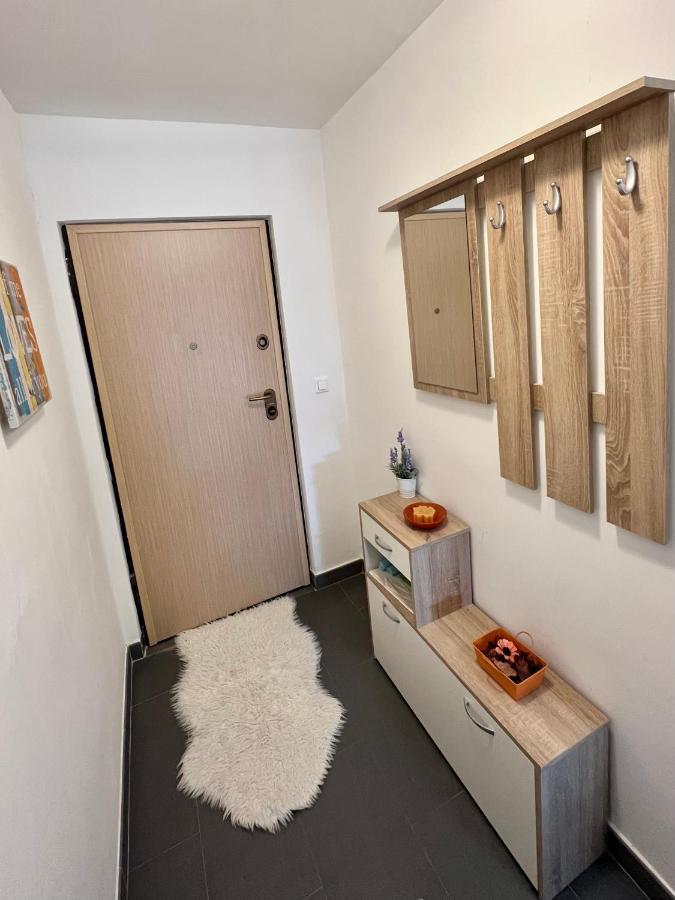 Apartman Center 오미스 외부 사진